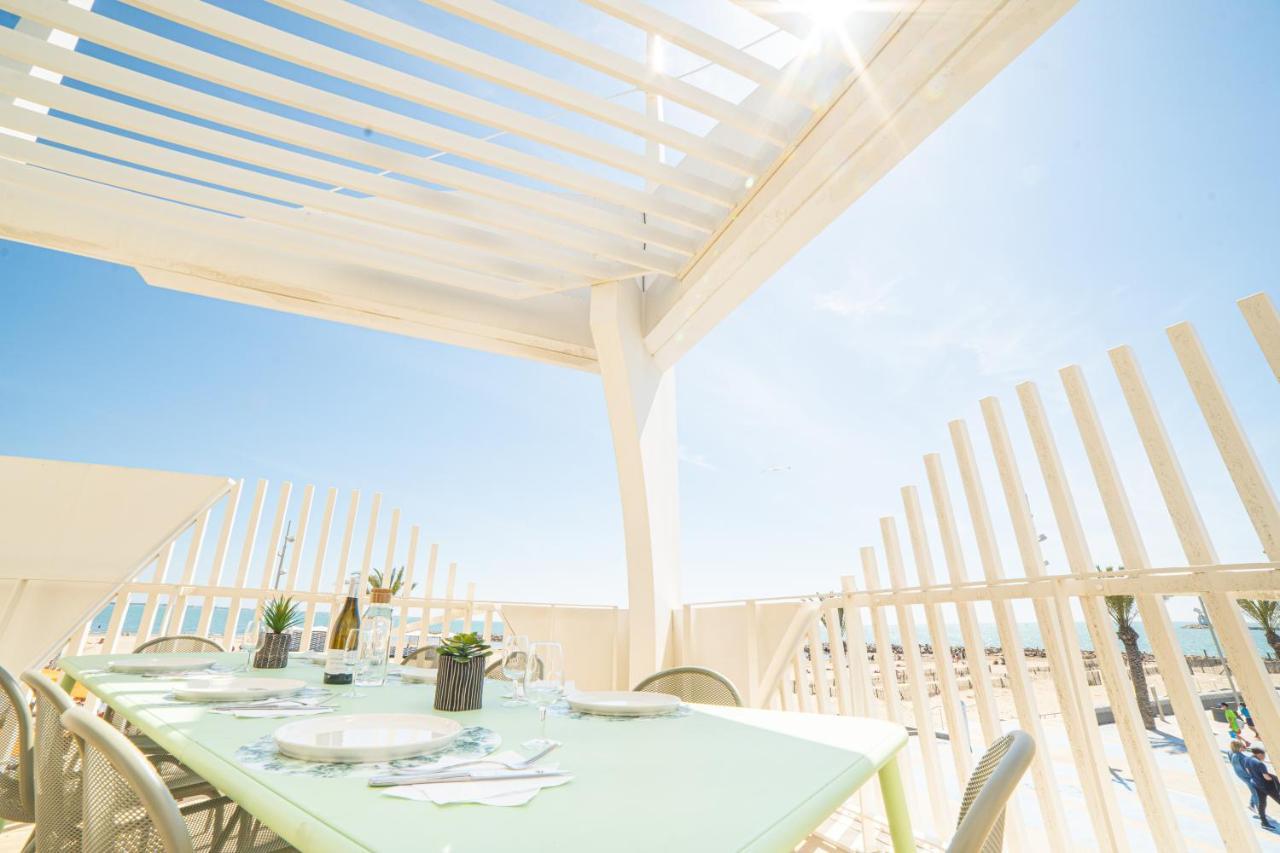 Le Majestic Residence: Seaside Luxury with Rooftop Pool La Grande-Motte Exterior photo