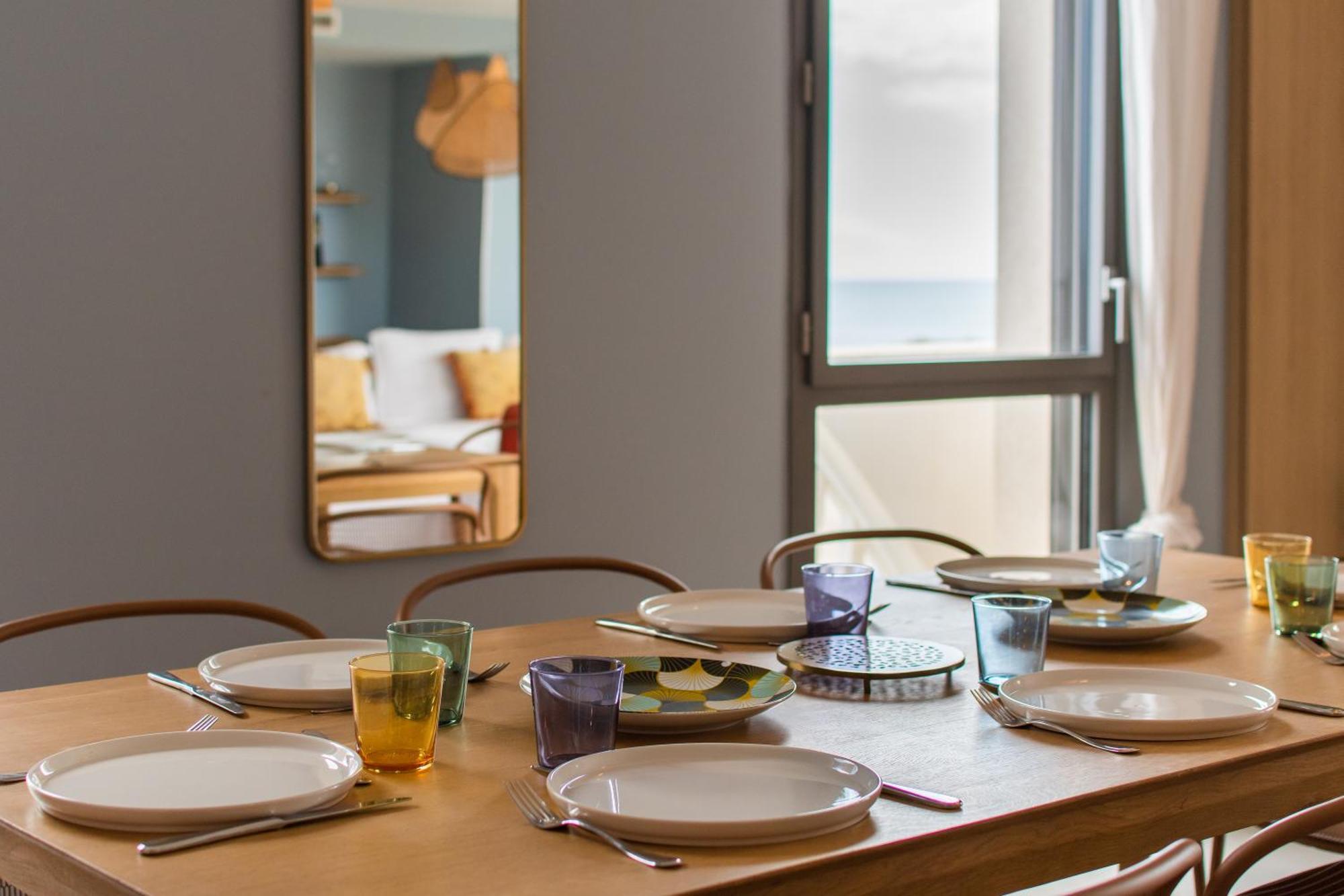Le Majestic Residence: Seaside Luxury with Rooftop Pool La Grande-Motte Exterior photo